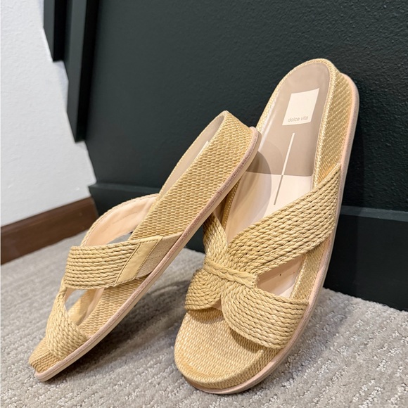 Dolce Vita Women's Selda Raffia Slide Sandal - Picture 5 of 7